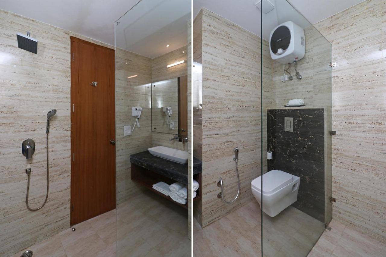 Capital O Hotel Star Inn Near Chhatarpur Metro Station New Delhi Bagian luar foto